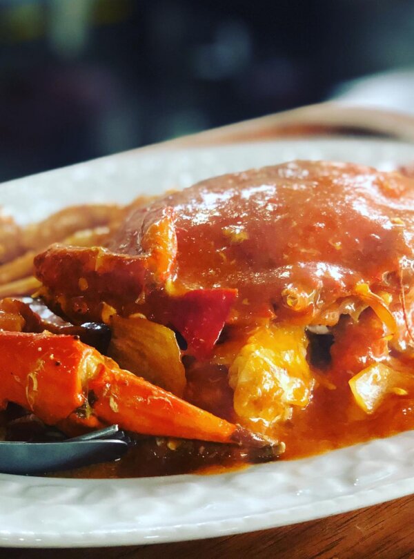 Traditional Indonesian dining at Rumah Makan Kellan Eat First in Labuan Bajo, Flores, Indonesia