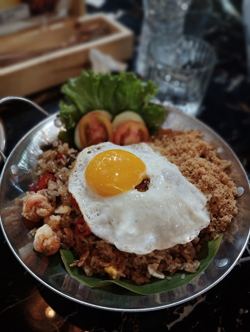 Charming seaside dining at La Moringa restaurant in Labuan Bajo, Flores, Indonesia
