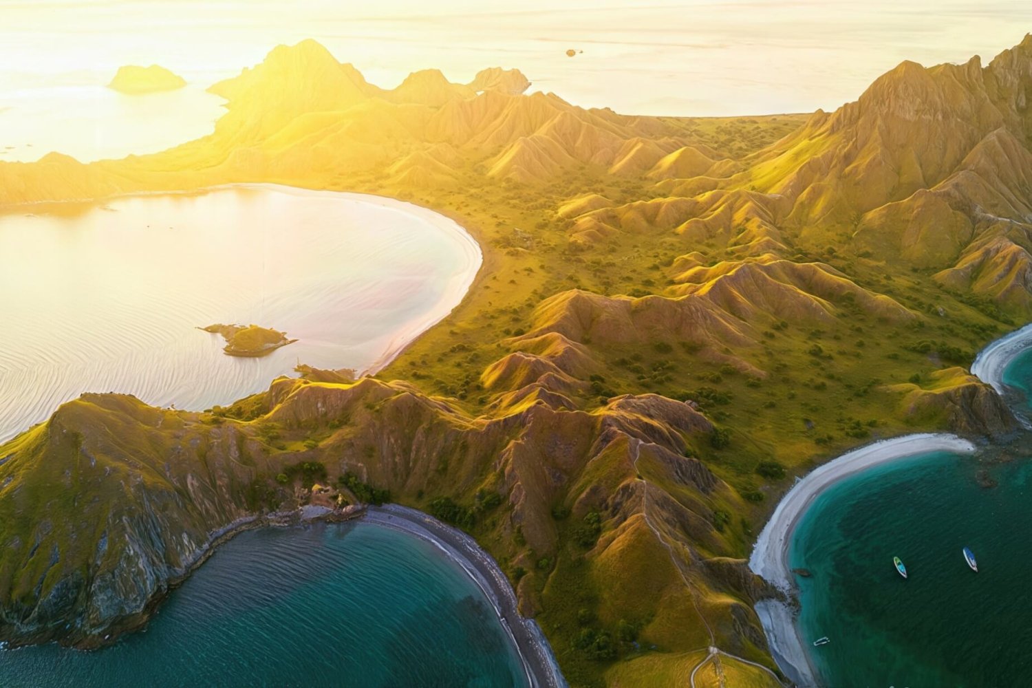 Taman Nasional Komodo – UNESCO World Heritage Site in East Nusa Tenggara Komodo National Park landscape with islands and blue ocean in East Nusa Tenggara